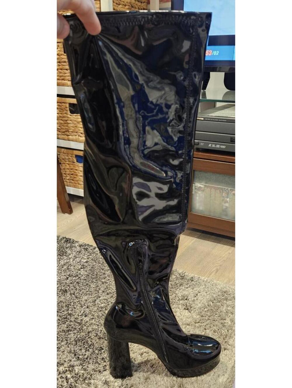 Madden Girl Orin Black Patent Leather Over The Knee Boots Size 10 - Picture 3 of 8